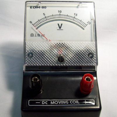 Voltmeter  0-20V DC