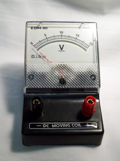Voltmeter  0-20V DC